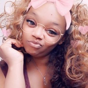 Meet your Posher, Karamela